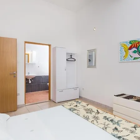 Appartement Bezek