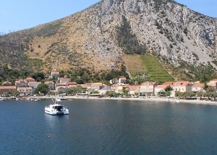 Bezek ترستينيك