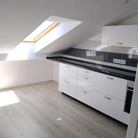 Bezek Apartment