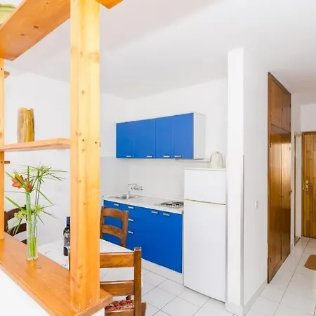 Bezek Apartment
