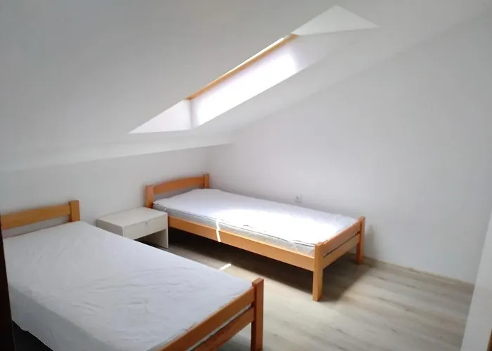 Bezek Trstenik (Dubrovnik-Neretva)